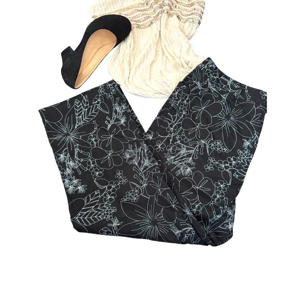 Evan-Picone Black Floral Wide Leg Cropped Pants Women’s‎ Casual Summer Style
